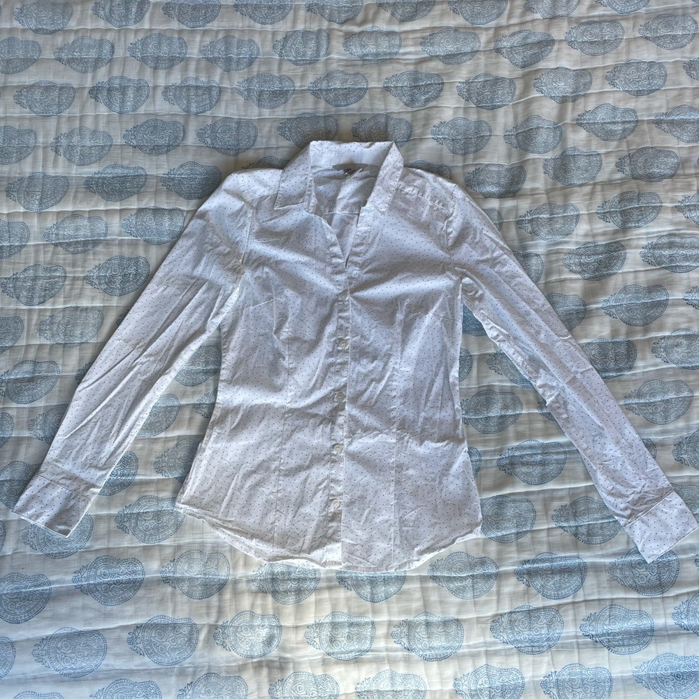 H&M white with black polka dots button up shirt